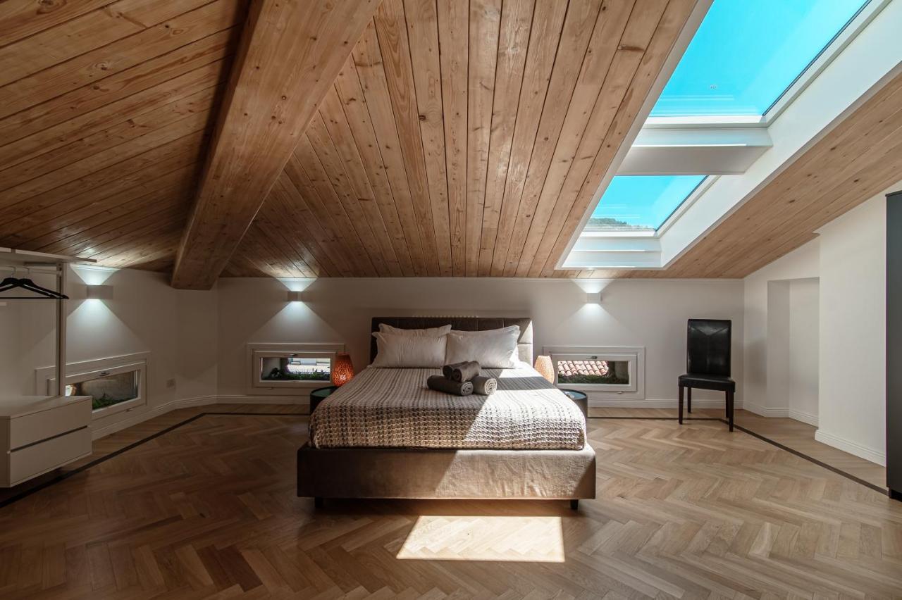 Attic 64 - The House Of Travelers Apartment Como Exterior photo